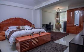 Jk Guzman Suite Hotel